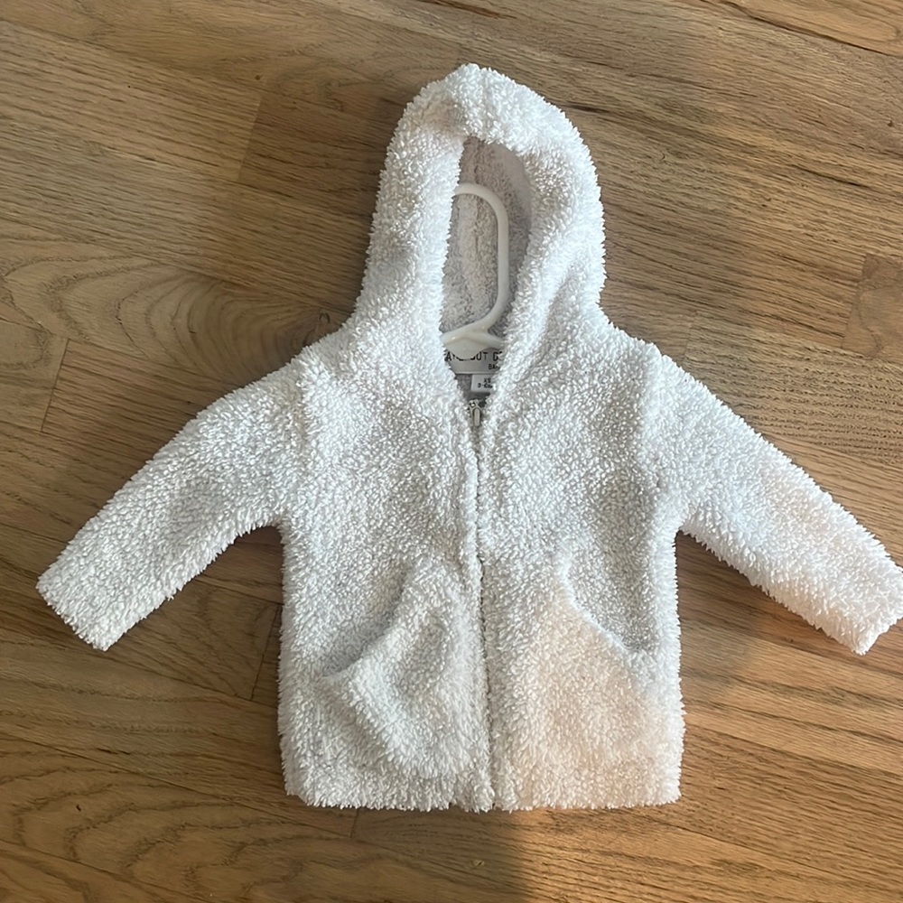Barefoot Dreams cozy chic baby white hooded jacket, 3-6 months